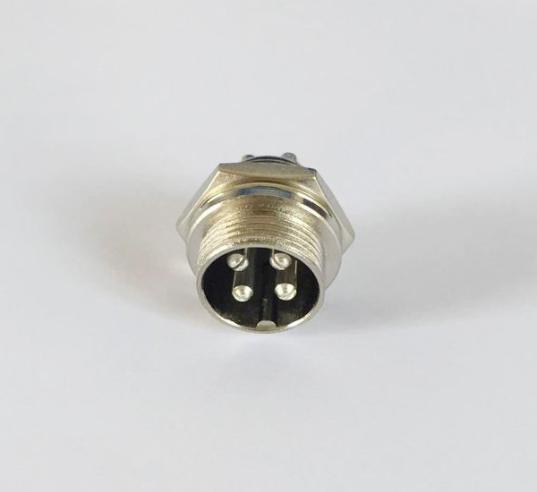 使用插头插座一定要注意什么事项？